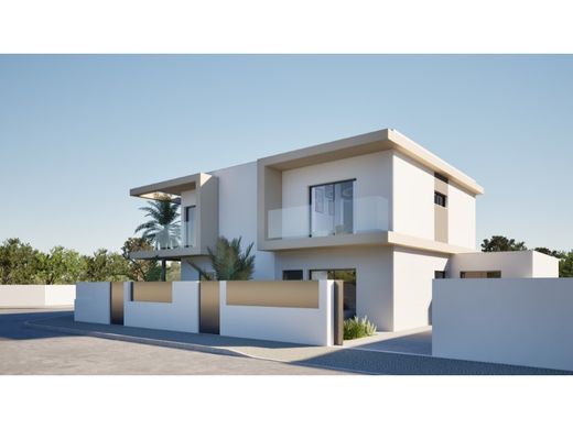 Смежная Вилла, Seixal, Distrito de Setúbal