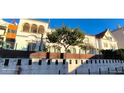 Luxury home in Cascais, Lisbon