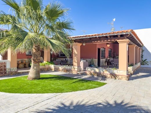 Luxus-Haus in Sant Josep de sa Talaia, Balearen Inseln