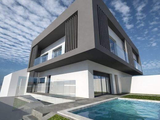 Casa de lujo en Seixal, Setúbal
