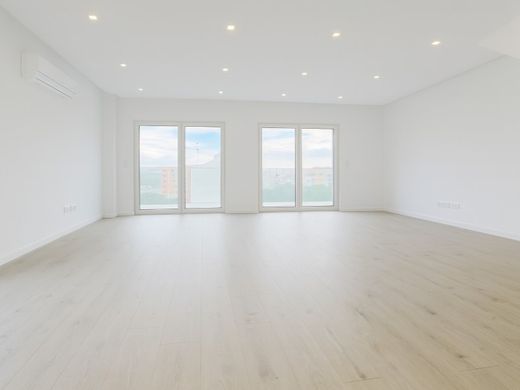 Apartment / Etagenwohnung in Montijo, Distrito de Setúbal