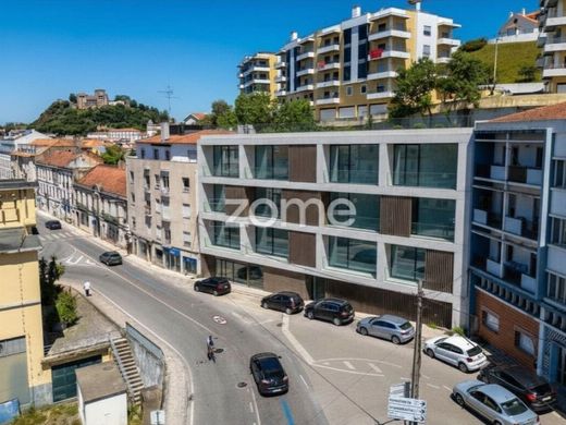 Residential complexes in Leiria, Distrito de Leiria