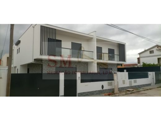 Villa Plurifamiliare a Seixal, Distrito de Setúbal