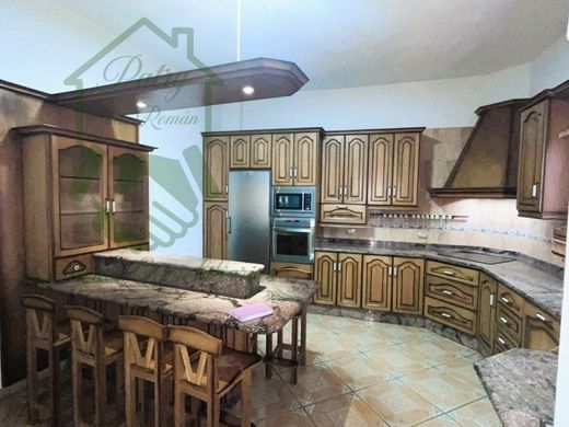 Edificio en Adeje, Santa Cruz de Tenerife