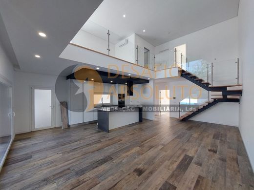 Villa Plurifamiliare a Sesimbra, Distrito de Setúbal