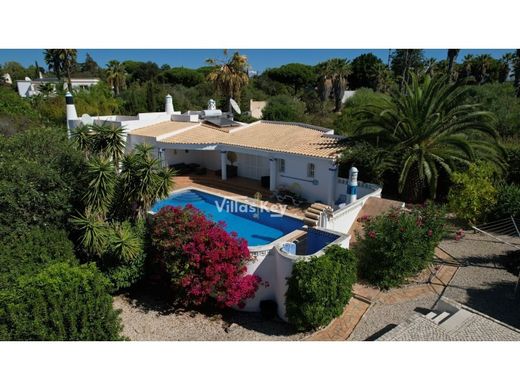 Detached House in Lagoa, Distrito de Faro