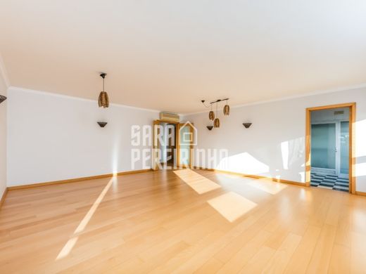 Apartment in Oeiras, Lisbon