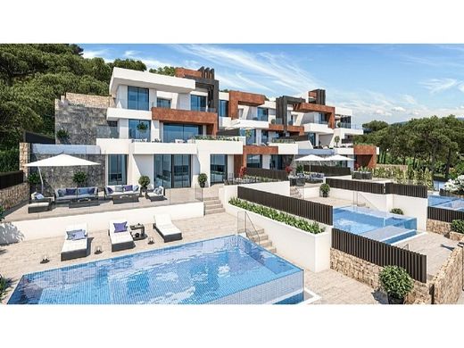 Mehrfamilienhaus in Villajoyosa, Alicante