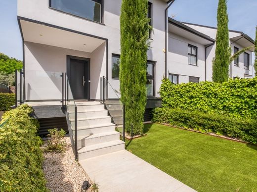 Casa di lusso a Pozuelo de Alarcón, Provincia de Madrid