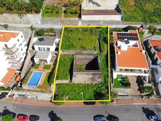 토지 / Funchal, Madeira