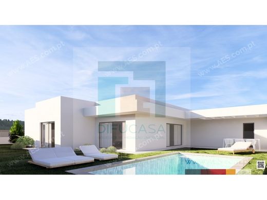 Dom jednorodzinny w Setúbal, Distrito de Setúbal