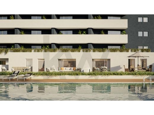 Apartment / Etagenwohnung in Porto, Distrito do Porto