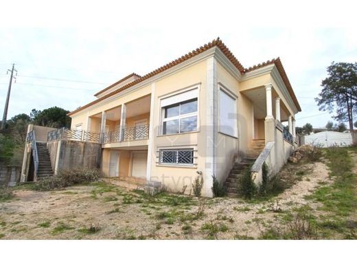 Vrijstaand huis in Tomar, Distrito de Santarém