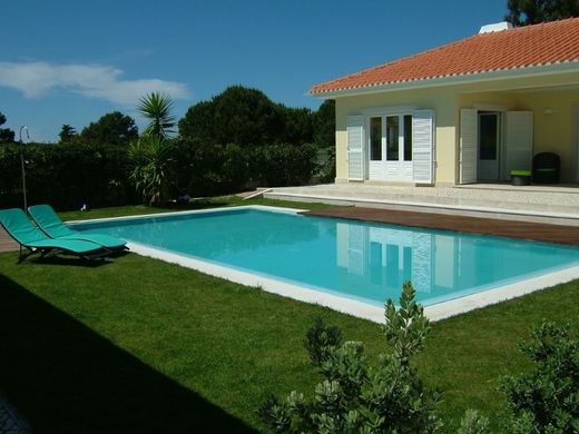 ‏בית חד-משפחתי ב  Sesimbra, Distrito de Setúbal