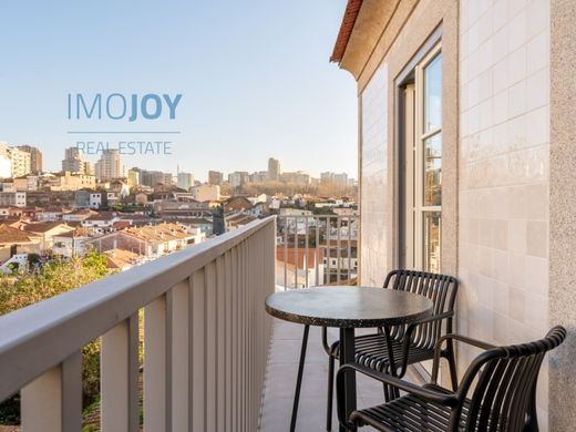 Διαμέρισμα σε Βίλα Νόβα ντε Γκάια, Vila Nova de Gaia