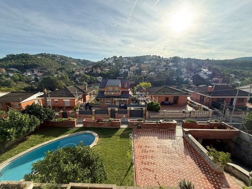 Casa de lujo en Vallirana, Provincia de Barcelona