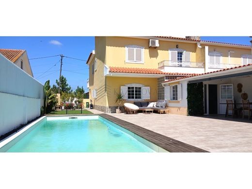 Luxe woning in Seixal, Distrito de Setúbal