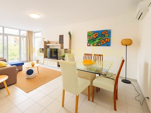Apartment / Etagenwohnung in Portimão, Distrito de Faro