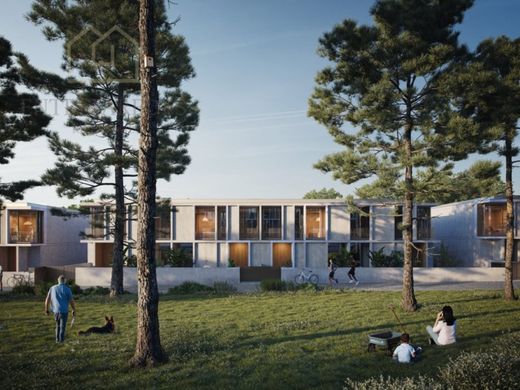 ‏וילה רב-משפחתית ב  וילה נובה דה גאיה
, Vila Nova de Gaia