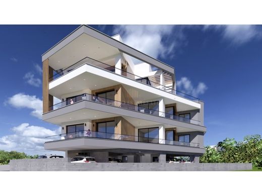 Piso / Apartamento en Ágios Athanásios, Limassol District