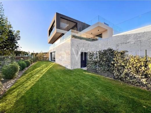 Casa Unifamiliare a Cascais, Lisbona