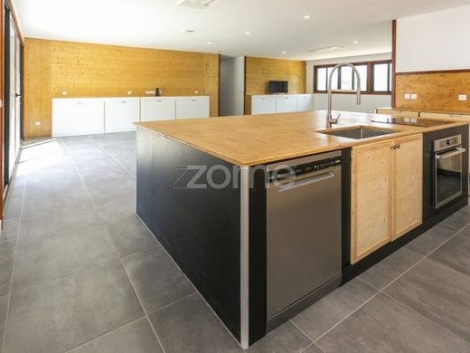 豪宅  加亚新城
, Vila Nova de Gaia