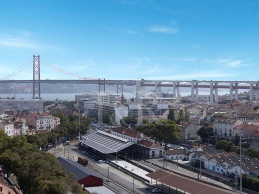 ﺷﻘﺔ ﻓﻲ لشبونة, Lisbon