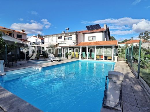 ‏בית חד-משפחתי ב  Setúbal, Distrito de Setúbal