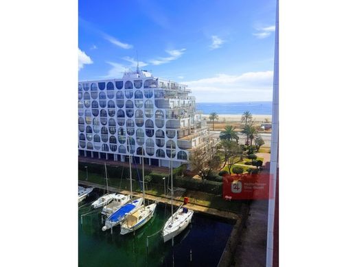 Casa de luxo - Empuriabrava, Gerunda