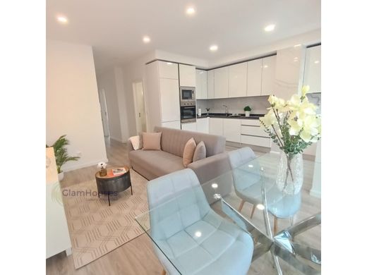 Apartment / Etagenwohnung in Lissabon, Lisbon