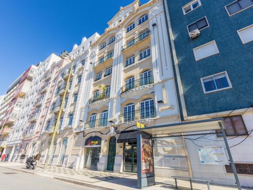 Apartment in Alvalade, Lisbon