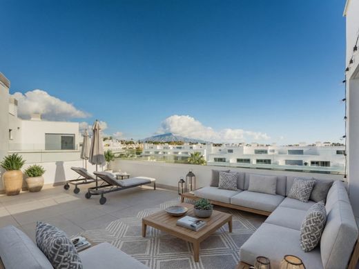 ﺷﻘﺔ ﻓﻲ Estepona, Provincia de Málaga