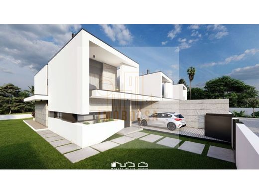 Casa di lusso a Vila Nova de Famalicão, Distrito de Braga