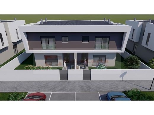 Luxury home in Azambuja, Lisbon