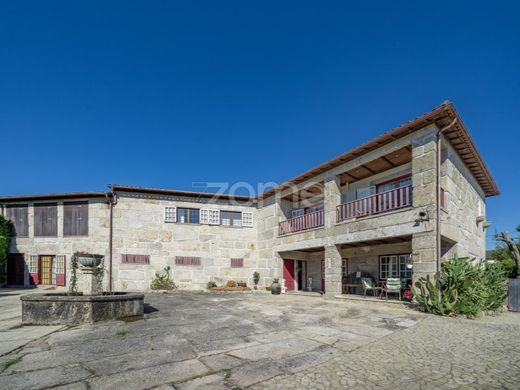 Luxury home in Póvoa de Lanhoso, Distrito de Braga