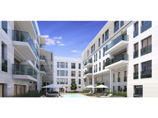 Amadora, Distrito de Lisboaのアパートメント