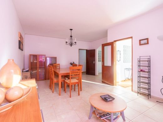 Vila do Bispo, Distrito de Faroのマルチファミリーヴィラ