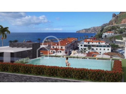 Ribeira Brava, Madeiraのアパートメント