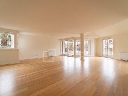 Apartment / Etagenwohnung in Porto, Distrito do Porto