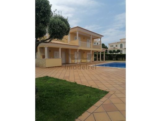 Detached House in Albufeira, Albufeira Municipality