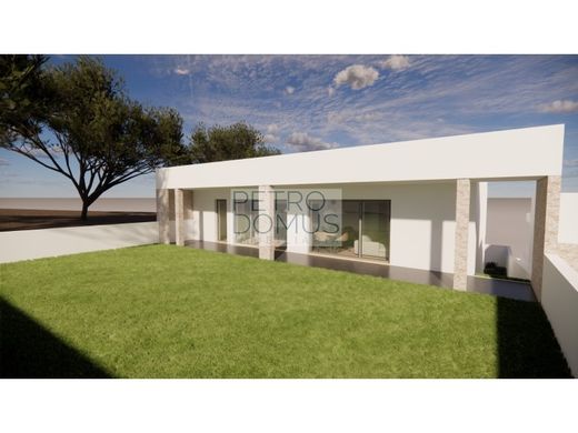 Luxury home in Leiria, Distrito de Leiria