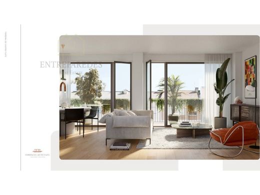 Apartment / Etagenwohnung in Porto, Distrito do Porto