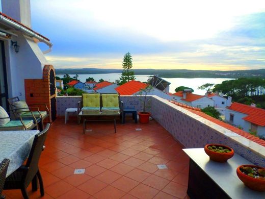 Μονοκατοικία σε Caldas da Rainha, Distrito de Leiria