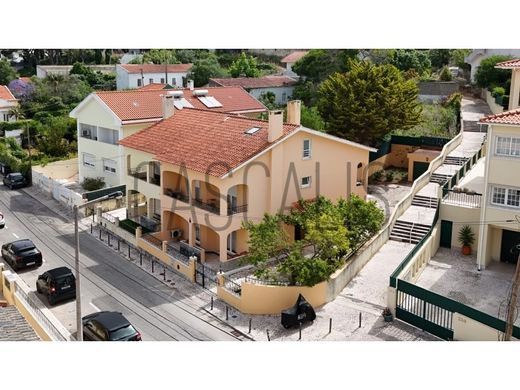 Semidetached House in Cascais, Lisbon