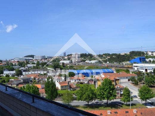 ﺷﻘﺔ ﻓﻲ Gondomar, Distrito do Porto