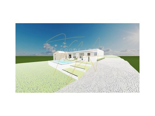 ローレ, Louléの土地