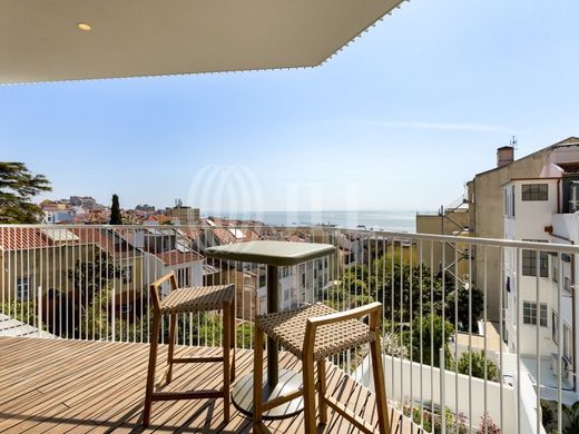 Apartment / Etagenwohnung in Lissabon, Lisbon