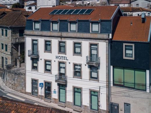 ﻓﻨﺪﻕ ﻓﻲ Resende, Distrito de Viseu