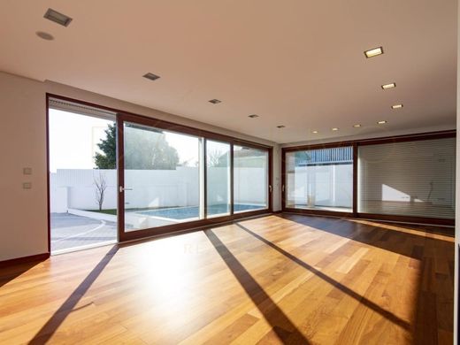 Luxury home in Cascais, Lisbon
