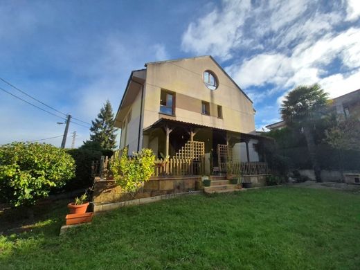 Casa di lusso a Oviedo, Asturie